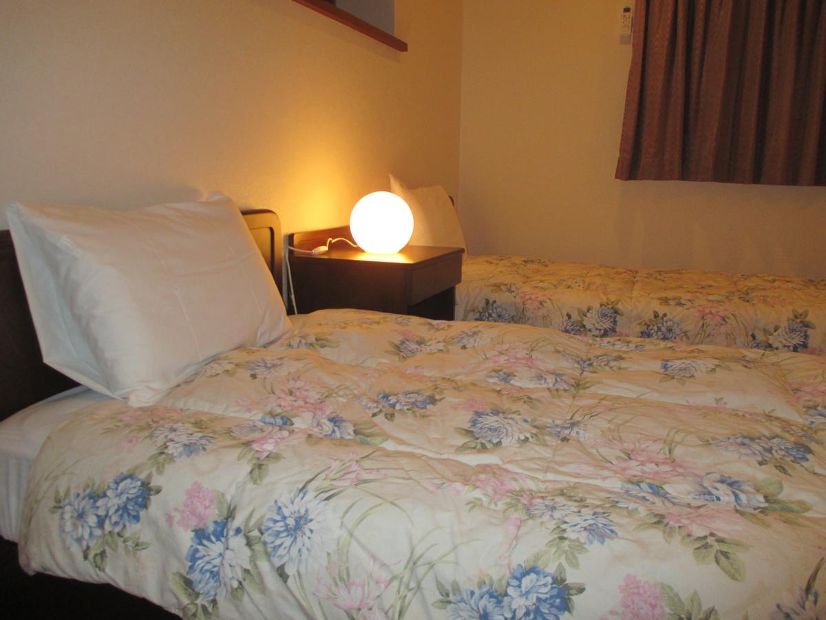 Bed & Breakfast Jemsty Ashinoko 2*